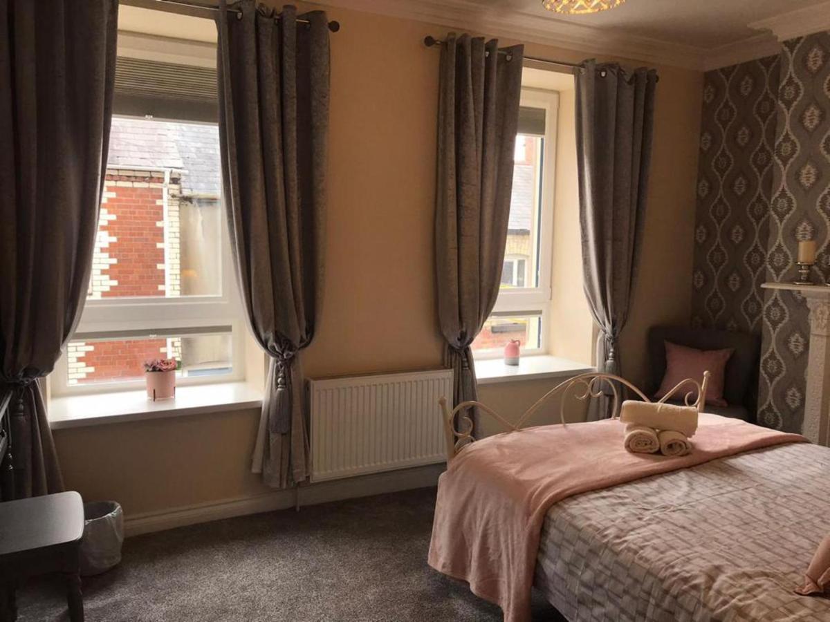 Helens House Derry City Centre Remarkable 3-Bed Eksteriør bilde